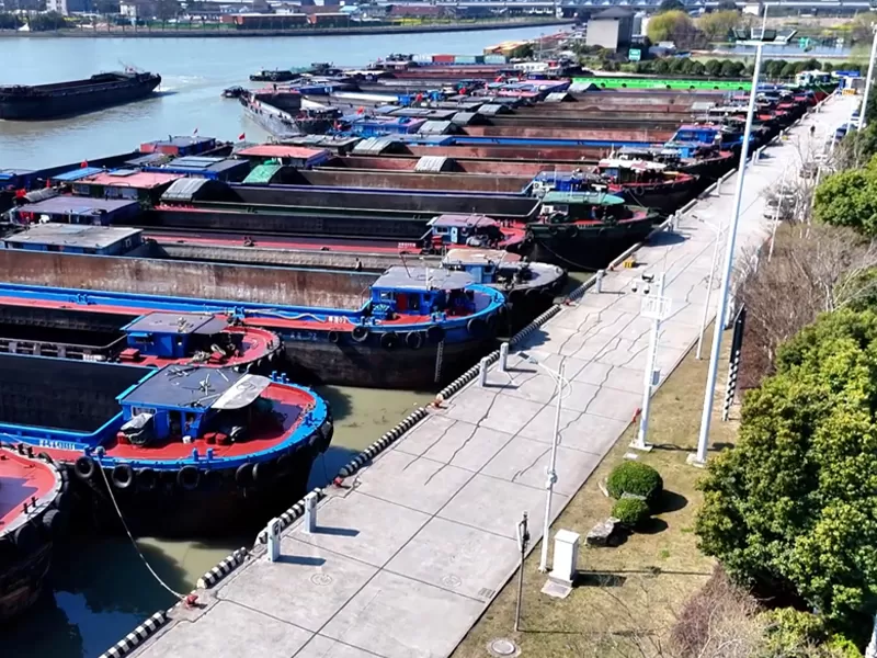 Estar's Electric Ship Charging Solution.jpg
